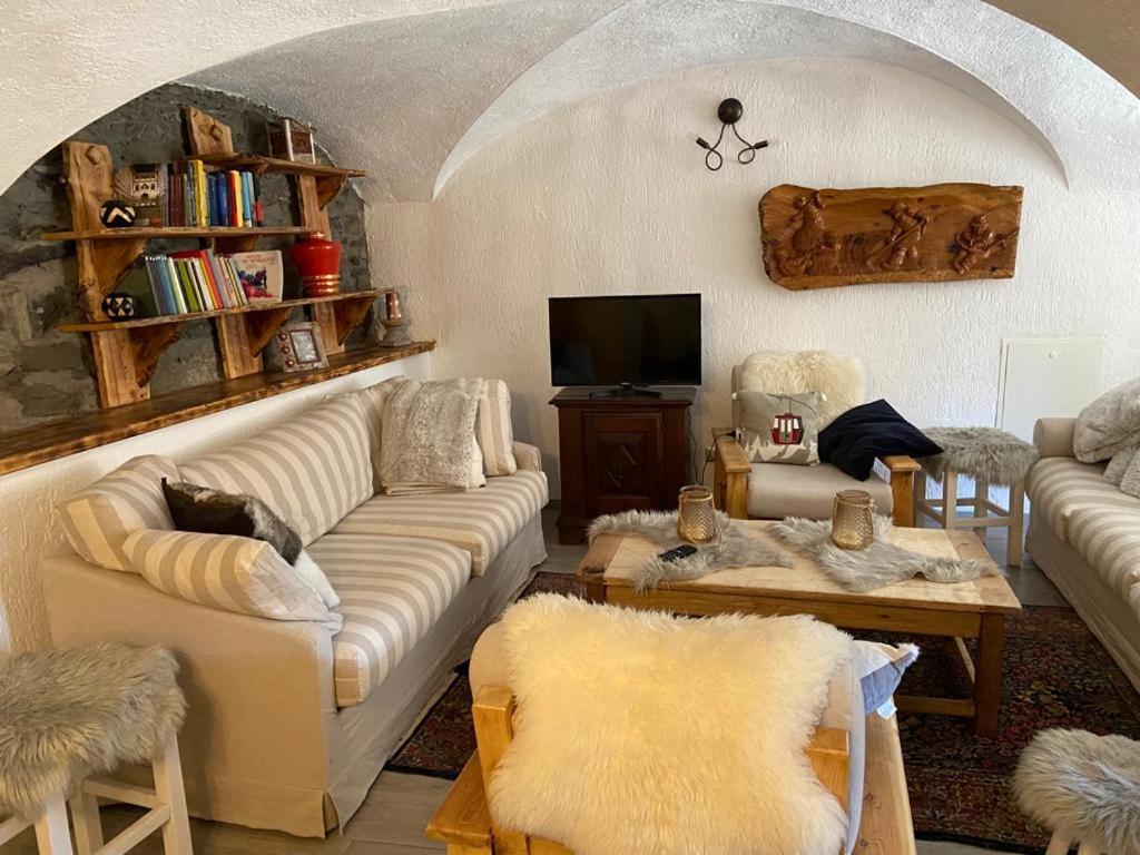 Les Cheminees Appartement La Thuile Buitenkant foto