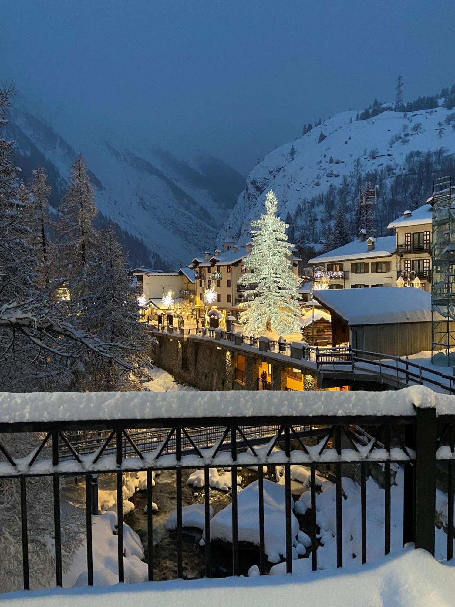 Les Cheminees Appartement La Thuile Buitenkant foto